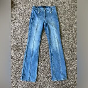 WHITE HOUSE BLACK MARKET